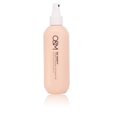 Closeup_o_m-know-knott-conditioning-detangler