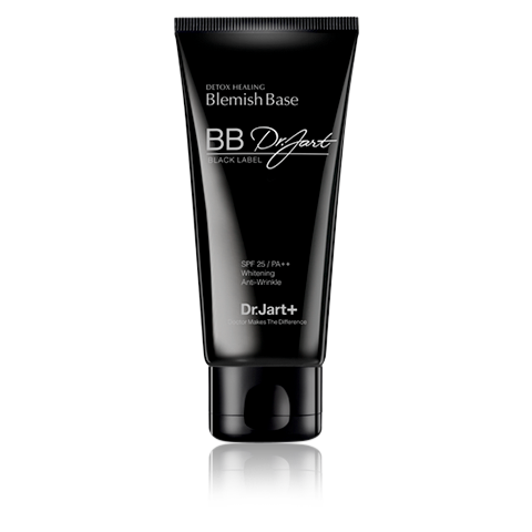 Closeup_detox_healing_blemish_base_black_label_