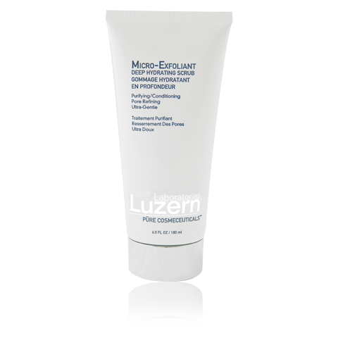 Closeup_2b758c36ab42adfe1def5f760849df3b9886b26f_micro_exfoliant_tube